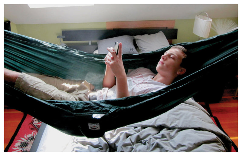 Load image into Gallery viewer, Relax in Style with Hammock Bliss Single Hammock - Forest Green
