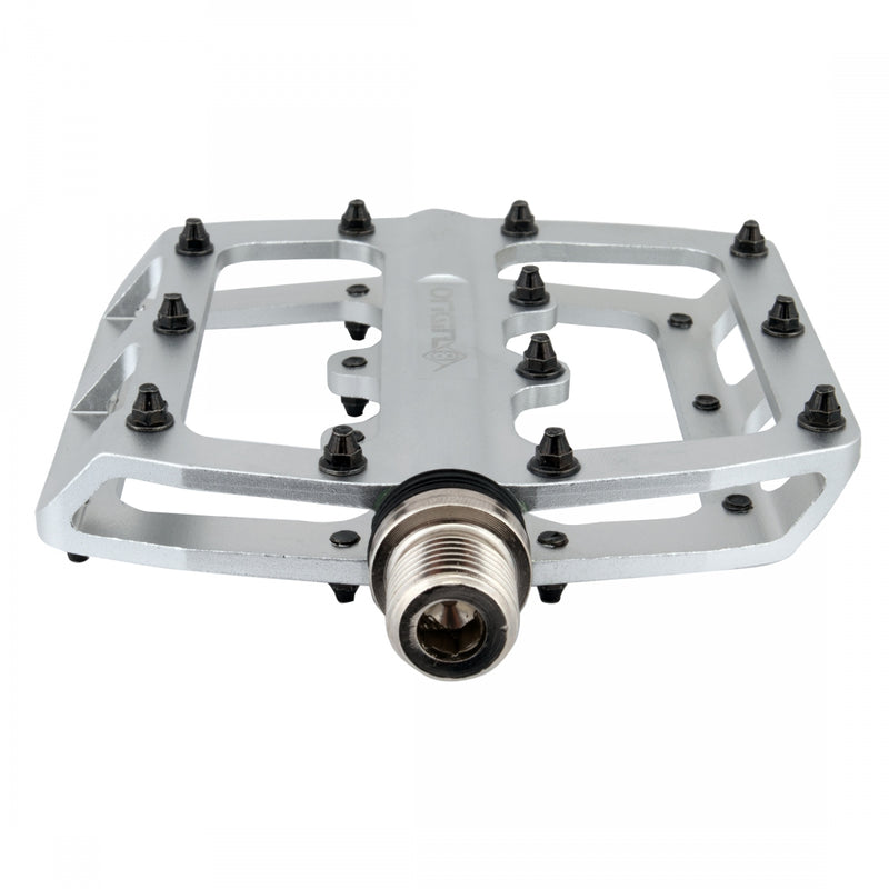 Load image into Gallery viewer, Origin8 Rascal Platform Pedals 9/16&quot; Concave Aluminum Body Removable Pins Silver
