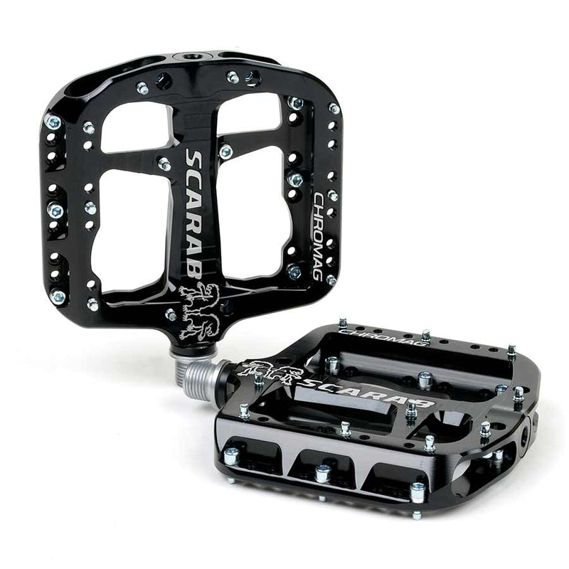 Load image into Gallery viewer, Chromag Scarab Platform Pedals 9/16" Concave Aluminum Body 24 Tunable Pins Black
