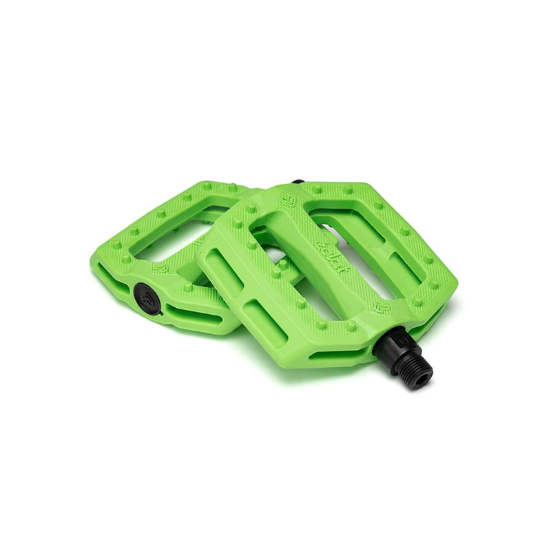 Load image into Gallery viewer, Eclat Slash Platform Pedals Body: Nylon, Spindle: Cr-Mo, 9/16'', Green, Pair
