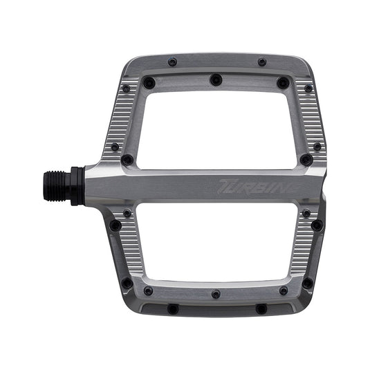 Raceface Turbine Platform Pedals, Body: Aluminum, Spindle: Cr-Mo/Steel, 9/16'', Silver, Pair