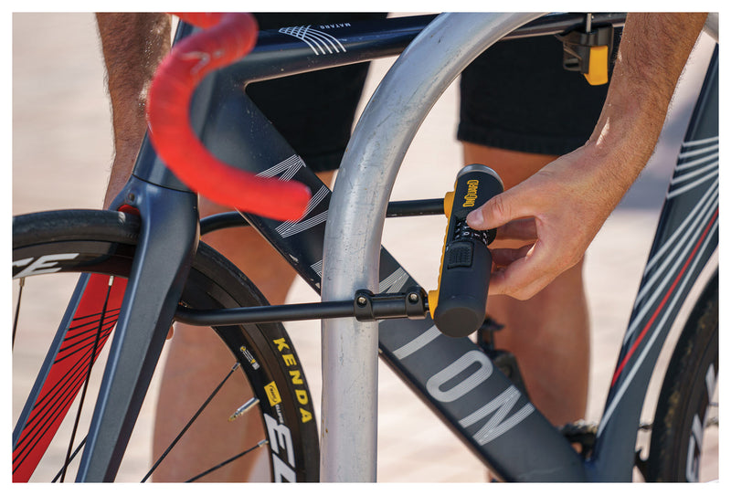 Load image into Gallery viewer, OnGuard BullDog Series U-Lock 4.5 x 9" Combo Blk/Yellow Includes Bracket
