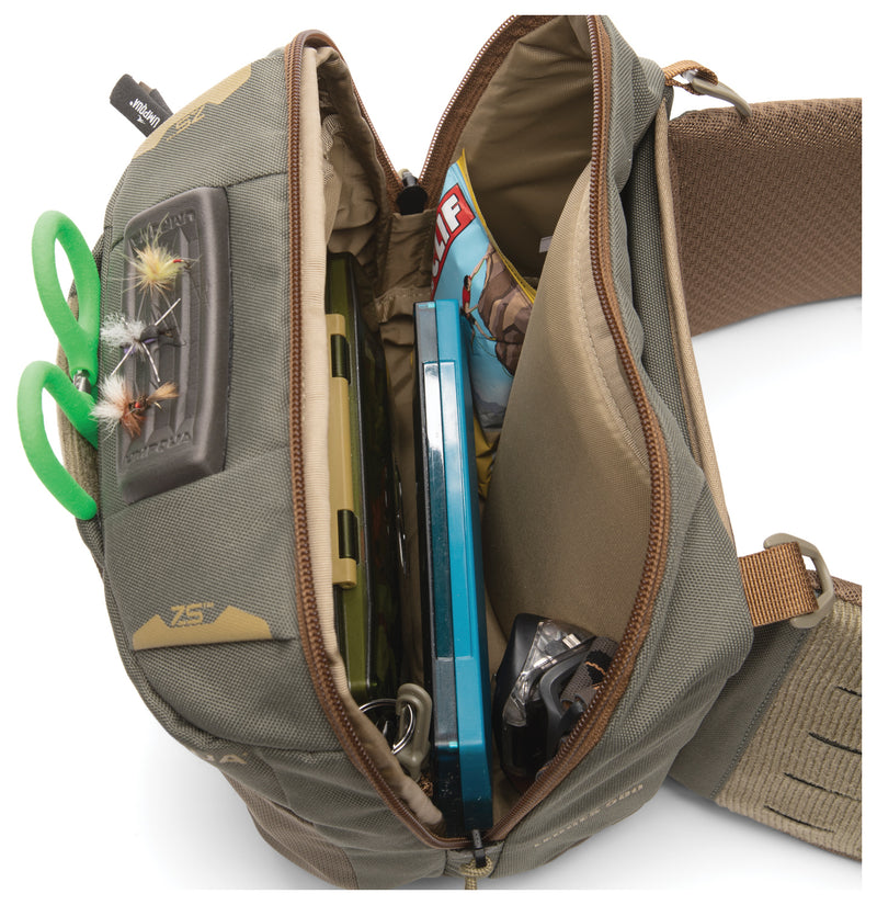 Load image into Gallery viewer, Umpqua Zs2 Ledges 500 Waist Pack - Olive Green Waist Pack for Anglers
