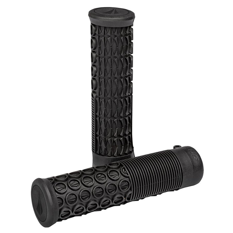 Load image into Gallery viewer, SDG Components Thrice 33 Grips, 136mm, Black, Pair

