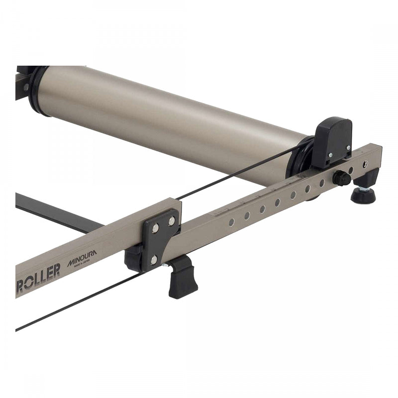 Load image into Gallery viewer, Minoura MOZ G2 Folding 20in - 700C w/ Step Guard Roller
