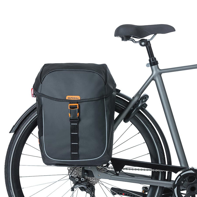 Load image into Gallery viewer, Basil-Miles-Tarpaulin-Double-Pannier-Bag-Panniers-Reflective-Bands-Tarpaulin-PANR0256-Road-Touring-Panniers
