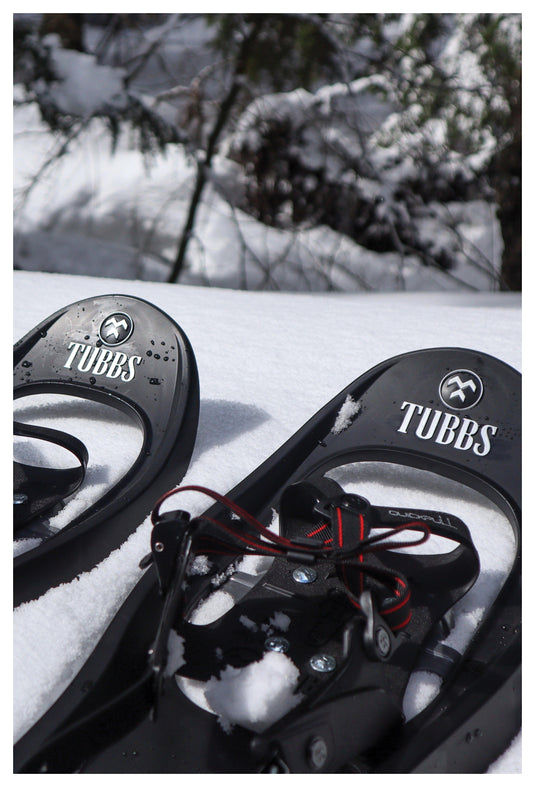 Tubbs Flex STP 24 Snowshoes: Lightweight and Durable Snowshoeing Gear
