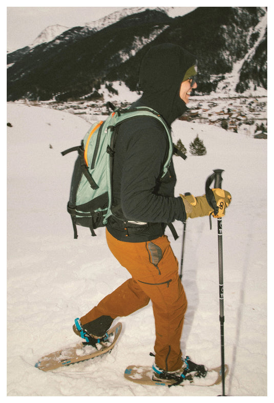Explore the Outdoors with Tubbs Flex Trk 24 Snowshoe - Your Ultimate Winter Adventure Companion