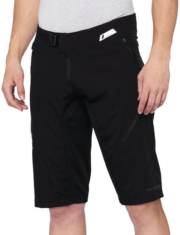 Load image into Gallery viewer, 100% Airmatic Shorts - Black, Size 30
