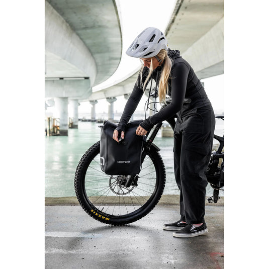 Aeroe Urban Pannier Bag, 14 Liter, Black