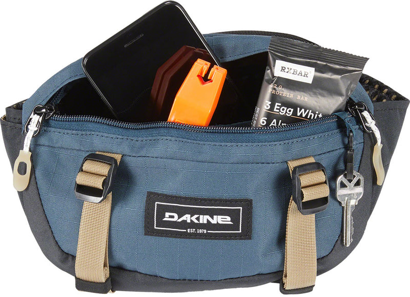 Load image into Gallery viewer, Dakine Hot Laps Waist Pack - 1L, Midnight Blue
