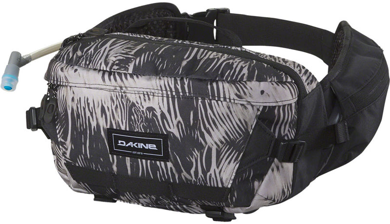 Load image into Gallery viewer, Dakine-Hot-Laps-Waist-Pack-Lumbar-Fanny-Pack_LFPK0141

