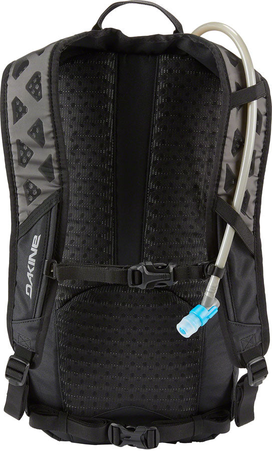 Load image into Gallery viewer, Dakine Syncline Hydration Pack - 12L, Black
