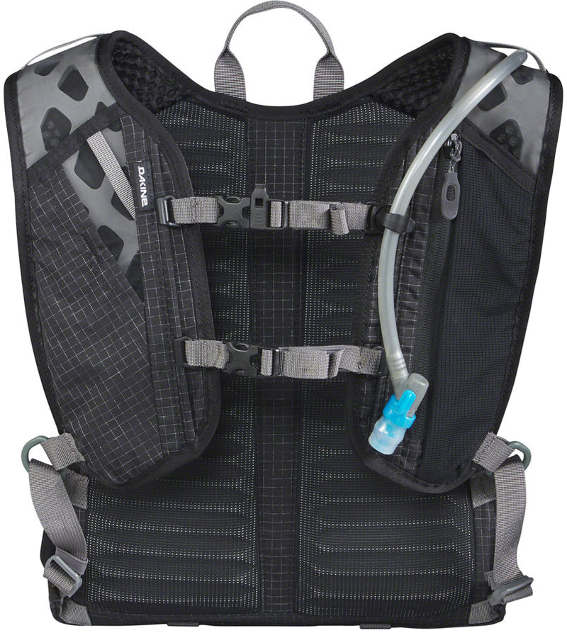Load image into Gallery viewer, Dakine Syncline Hydration Pack - 8L, Black
