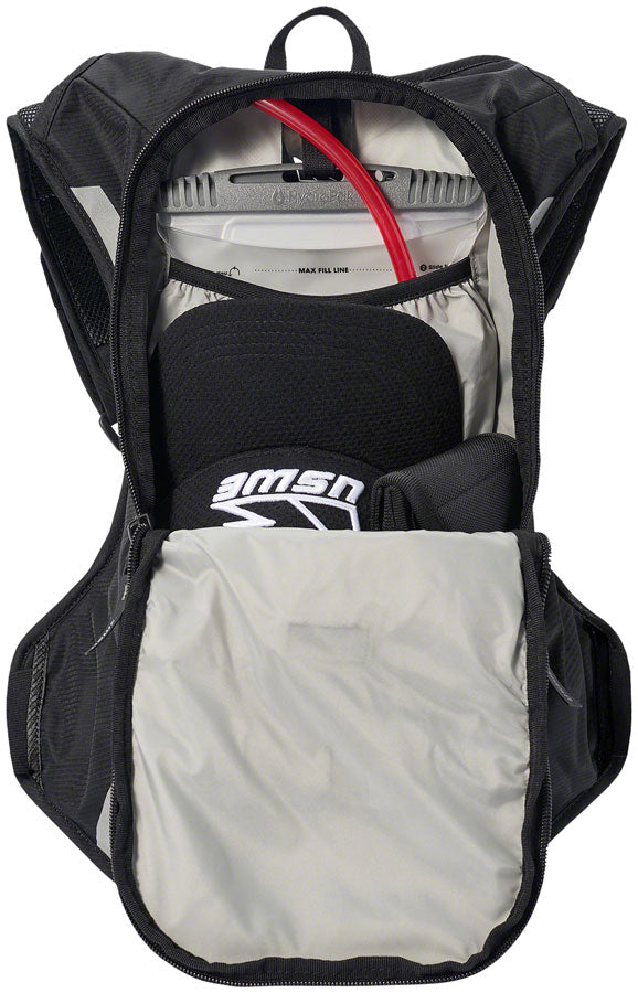 Load image into Gallery viewer, USWE MTB Hydro 8 Hydration Pack - Carbon Black
