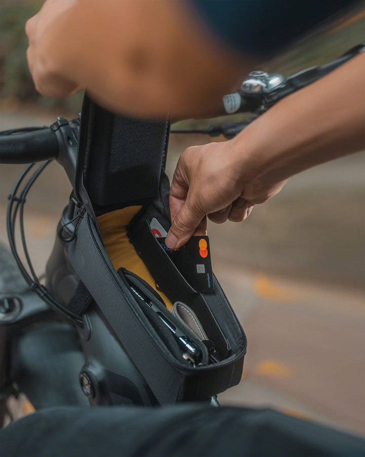 Load image into Gallery viewer, Topeak Bento Pack Top Tube Bag
