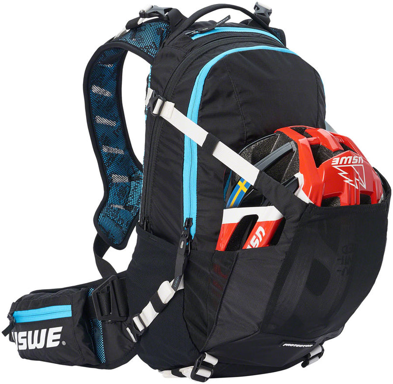 Load image into Gallery viewer, USWE Flow 16 Hydration Pack - Black/Blue
