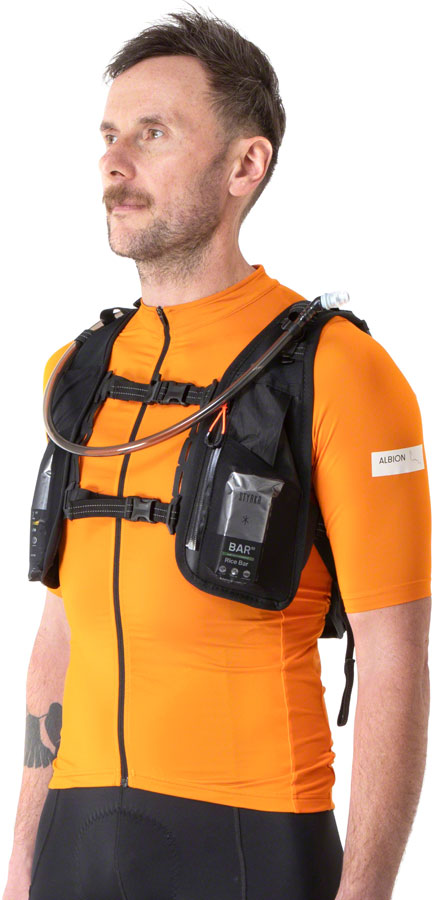 Load image into Gallery viewer, Restrap Race Hydration Vest - Black, Large/X-Large
