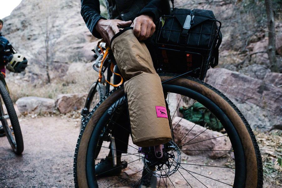 Swift Gemini Cargo Pack Coyote - Rugged 3L Bike Fork Mount Storage