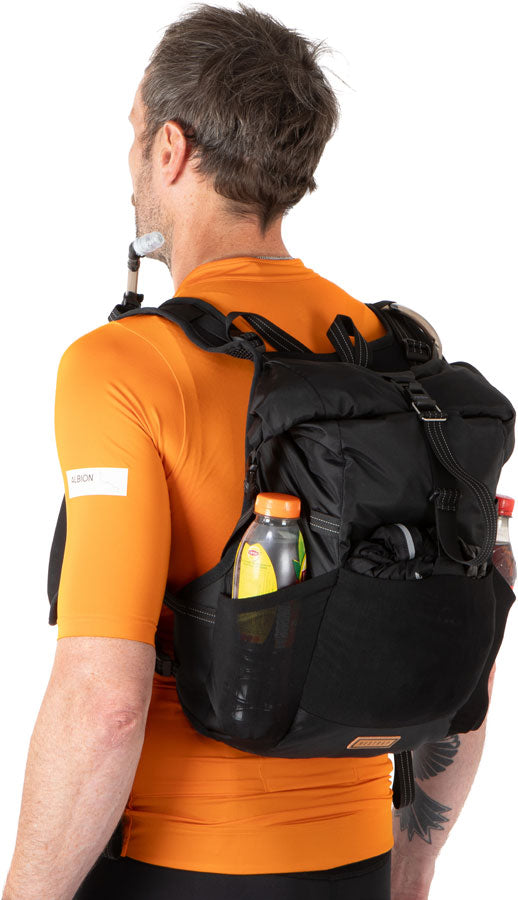 Restrap Rolltop HydrationVest - 14L, Black, Small/Medium