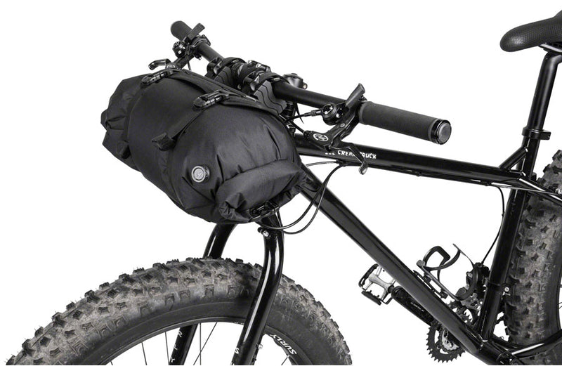 Load image into Gallery viewer, Topeak FrontLoader Handlebar Mount Bag 8L Waterproof Black Air Release Button
