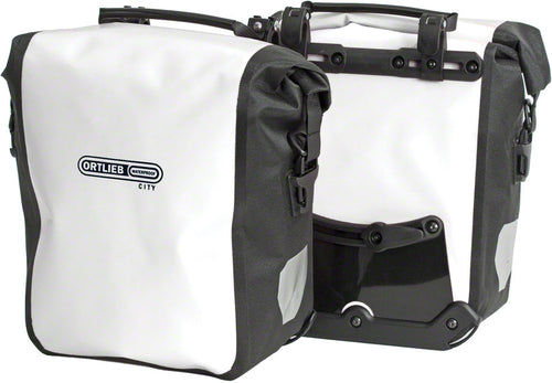 Ortlieb-Front-Roller-Panniers--_BG7012