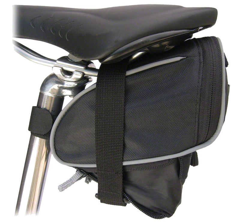 Load image into Gallery viewer, Banjo Brothers Seat Bag: MD, Black
