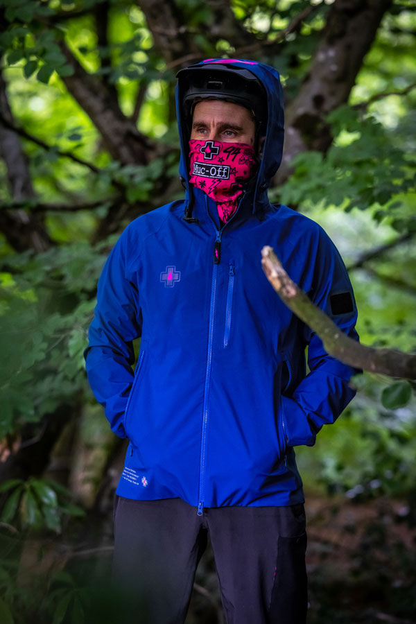 Load image into Gallery viewer, Muc-Off Winter Neck Gaiter - Pink Punk
