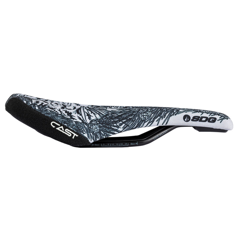 Load image into Gallery viewer, Cast Kriss Kyle Signature Saddle
