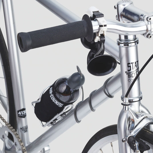 Delta AirZound Rechargable Air Powered Horn 115 db Clamp, 22-26mm Bar, Plastic