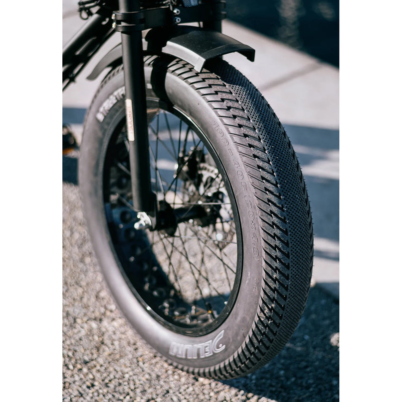Load image into Gallery viewer, Delium Tire Streetfightr E-Bike Tire, 20x4.0", Black

