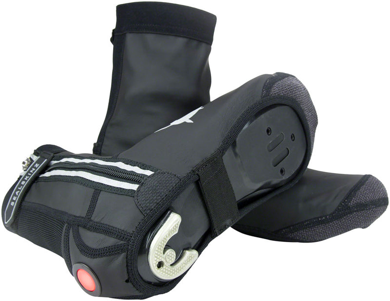 Load image into Gallery viewer, Sealskinz All Weather LED Open Sole Cycle Overshoe - Black, Small
