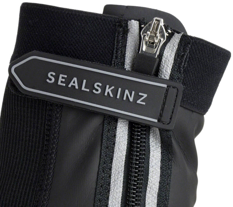 Load image into Gallery viewer, Sealskinz All Weather LED Open Sole Cycle Overshoe - Black, Small
