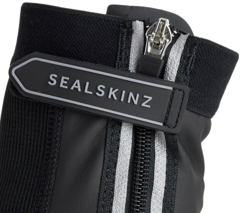 Load image into Gallery viewer, Sealskinz All Weather LED Open Sole Cycle Overshoe - Black, Medium
