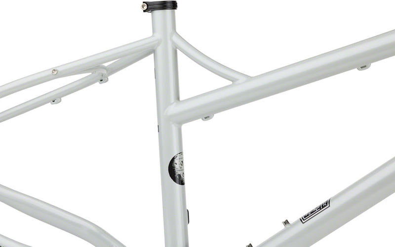 Load image into Gallery viewer, Surly Moonlander Fat Tire Bike Frameset - 24", Steel, Lunar Dust Gray, Small
