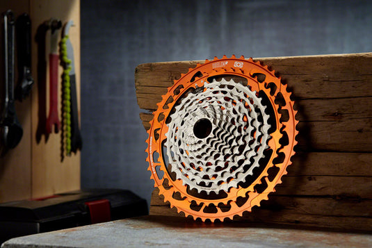 e*thirteen Helix Race Cassette - 12-Speed, 9-52t, Naranja