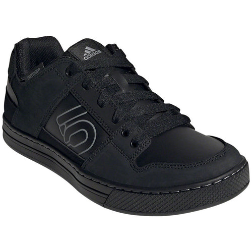 Five-Ten-Freerider-DLX-Flat-Shoe-----Men's--Core-Black---Core-Black---Grey-Three-11--Flat-Shoe-for-platform-pedals_FTSH0349