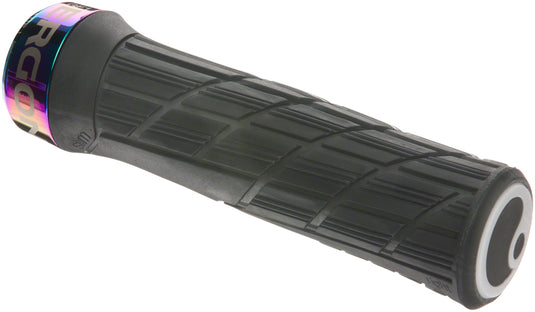 Ergon-Lock-On-Grip-Standard-Grip-Handlebar-Grips_HT6189