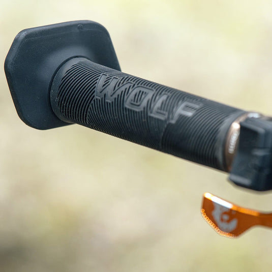 Wolf Tooth Components Locked-In Bar Ends - Black