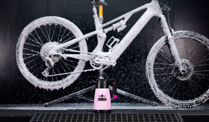 Load image into Gallery viewer, Muc-Off Foam Sprayer Kit
