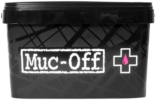 Muc-Off 8-in-1 Cleaning Kit: Tub with 8 Pieces Nano Tech Bike Cleaner