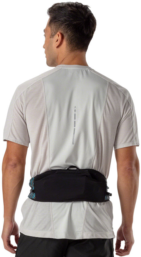 Load image into Gallery viewer, Nathan Pinnacle Running Belt - Black/Blue, 2X-Small/X-Small

