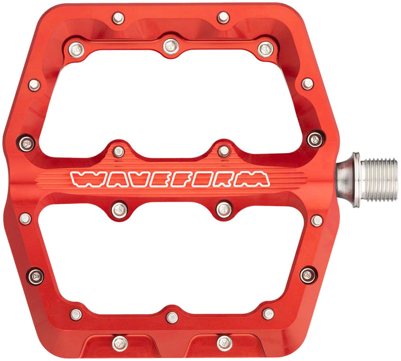 Load image into Gallery viewer, Wolf Tooth Waveform Pedals - Red, Small
