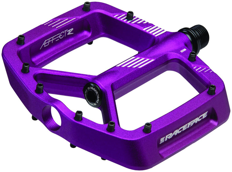 Load image into Gallery viewer, RaceFace-Aeffect-R-Pedals-Flat-Platform-Pedals-PEDL3271-Bicycle-Pedals
