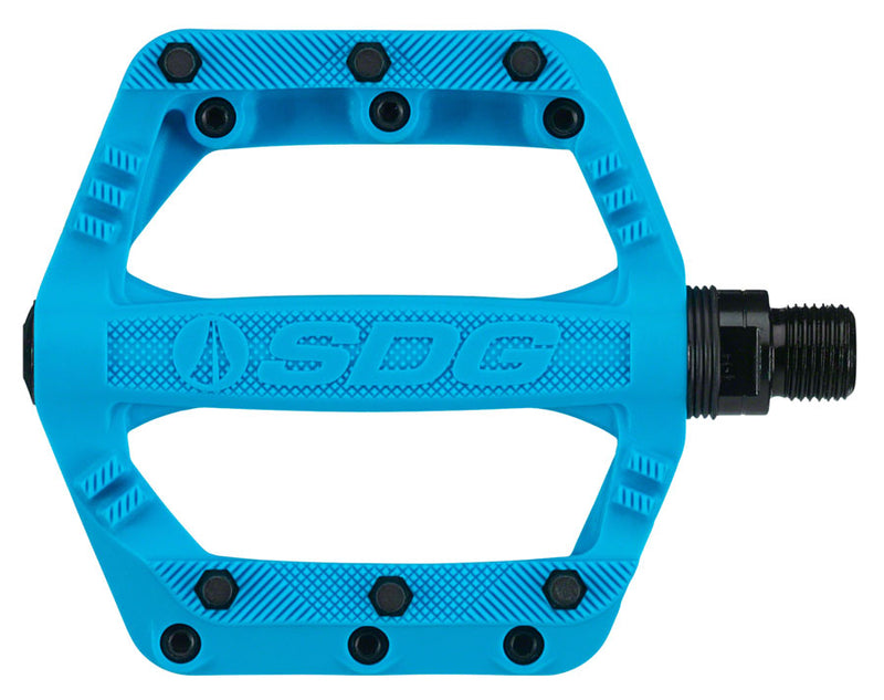 Load image into Gallery viewer, SDG Slater 90 Kids Platform Pedals 9/16&quot; Composite Body Removable Pins Cyan Blue
