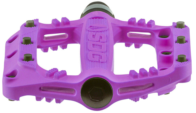 Load image into Gallery viewer, SDG Slater 90 Kids Platform Pedals 9/16&quot; Composite Body Removable Pins Purple
