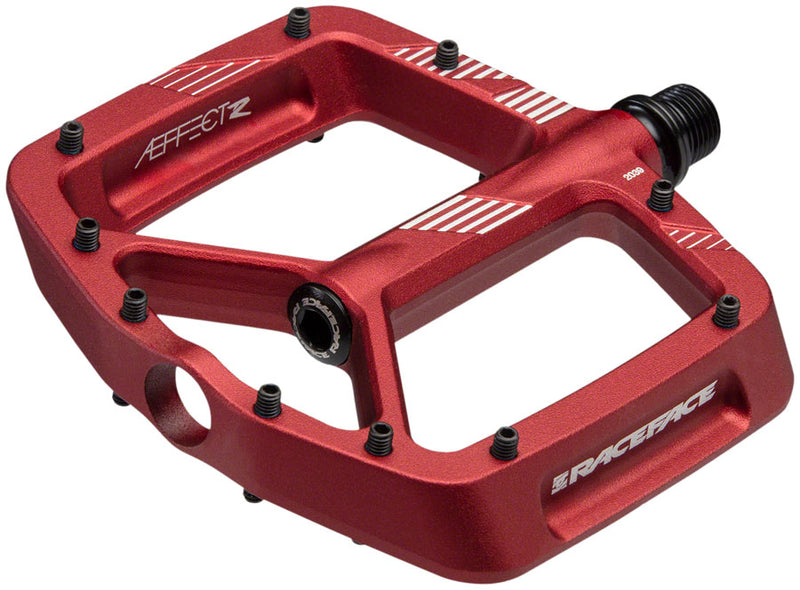 Load image into Gallery viewer, RaceFace-Aeffect-R-Pedals-Flat-Platform-Pedals-Aluminum-Chromoly-Steel_PEDL1424
