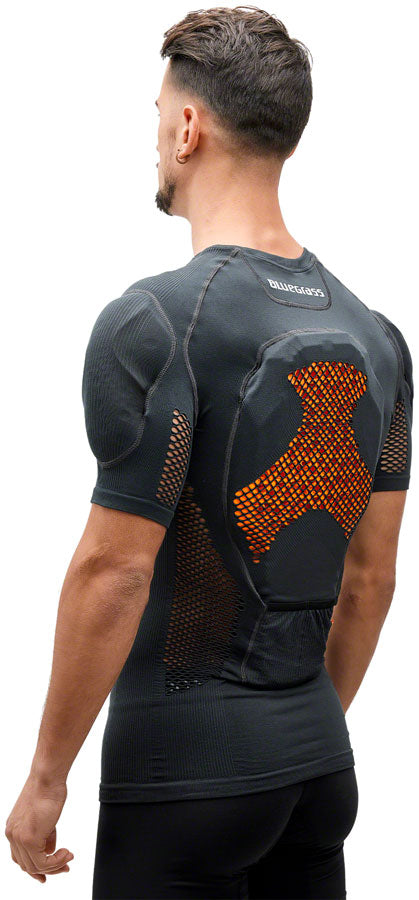 Load image into Gallery viewer, Bluegrass Seamless B and S D30 Body Armor - Black, Large/X-Large
