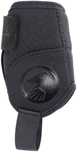 The-Shadow-Conspiracy-Super-Slim-Ankle-Guards-Leg-Protection-One-Size_PG9864