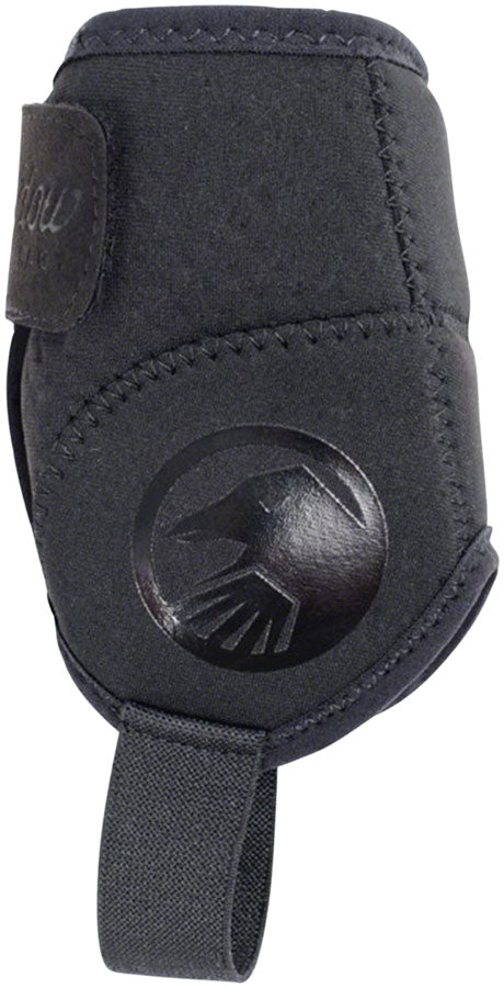 The-Shadow-Conspiracy-Super-Slim-Ankle-Guards-Leg-Protection-One-Size_PG9864